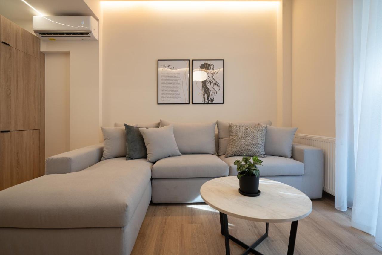 Io Suites Athens Exterior photo