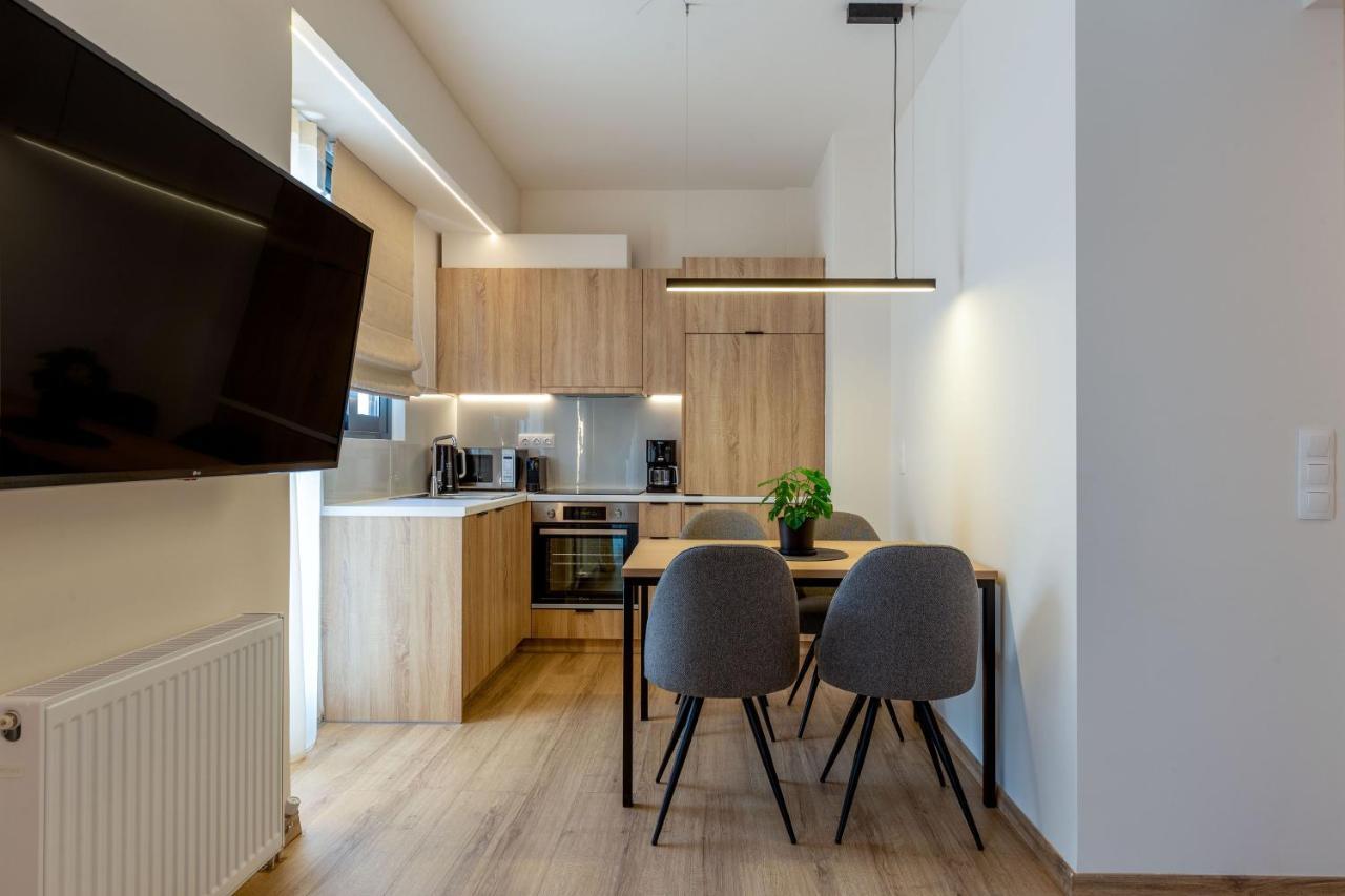 Io Suites Athens Exterior photo